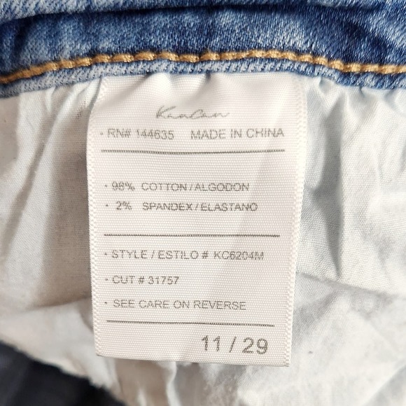 Kancan Double Raw Hem Fringe Distressed Jeans Medium Wash Size 29 Women's - Picture 7 of 8